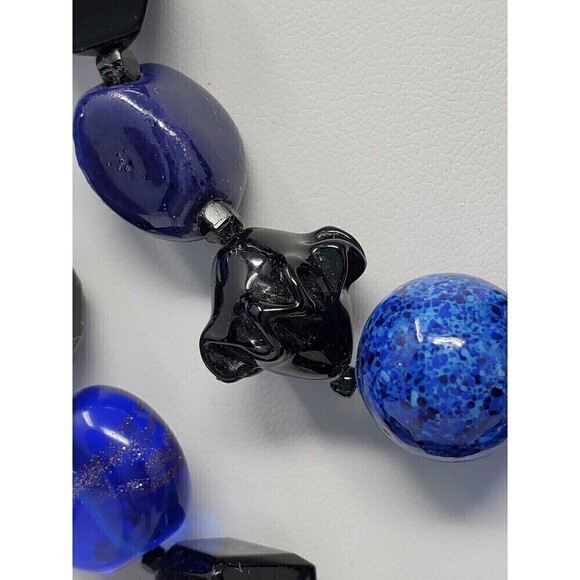 VINTAGE HATTIE CARNEGIE BLUE & BLACK MULTIPLE BEAD TWO STRAND NECKLACE SIGNED - Picture 4 of 12